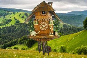 Reloj cuco chalet: Tradición y encanto de la Selva Negra
